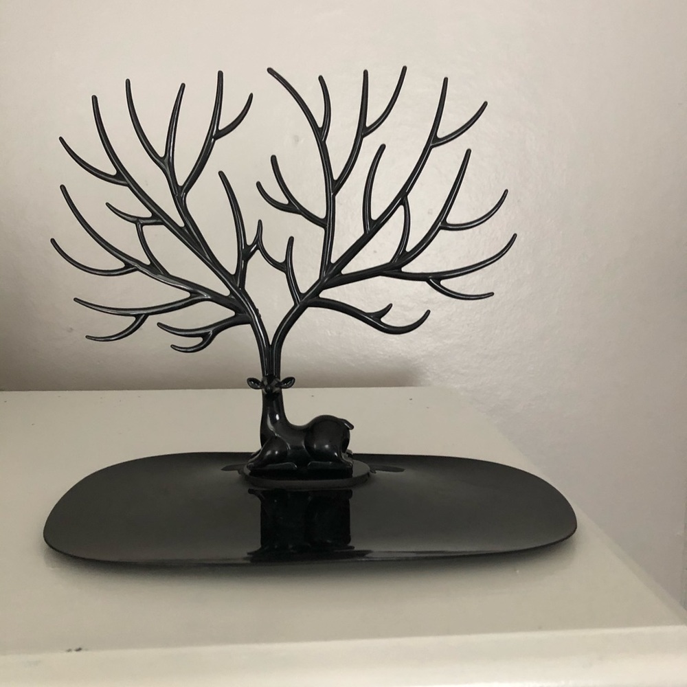 Deer jewelry tree